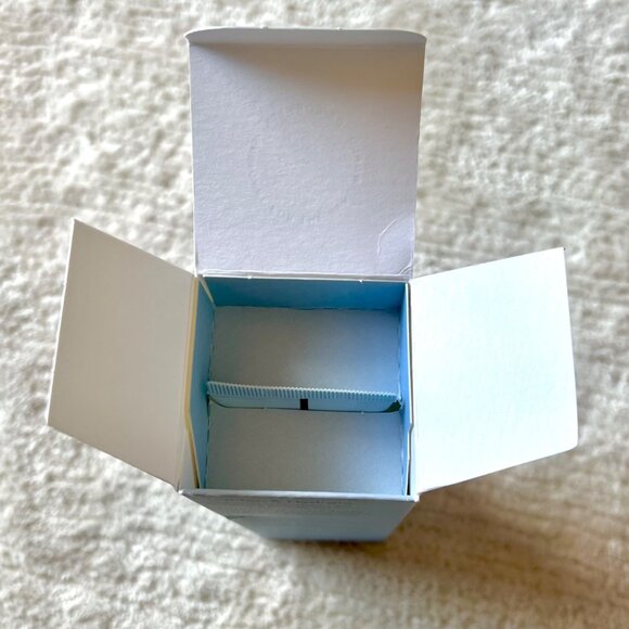 Dr Loretta Concentrated Firming Moisturizer With Retinoic Ester Full Size 1.7oz - Picture 9 of 10